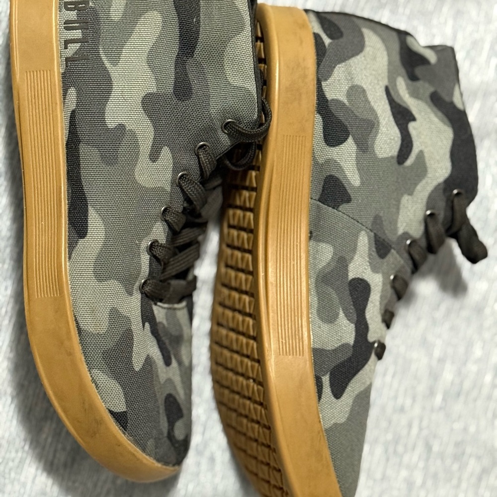 NOBULL Camo Mid-Lace Up Sneakers